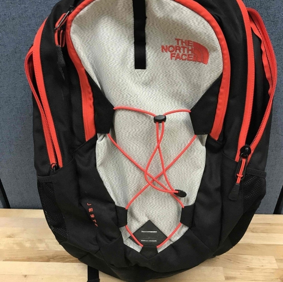 North Face Black Red Polyester Flex Vent Back Pack